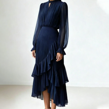 Daryna – Plissiertes Midikleid Mit Schlüssellochausschnitt in Marineblau