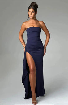 Stacy | Schulterfreies Maxikleid in Blau