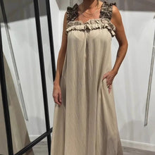 Tabea | Lässiges ärmelloses Kleid mit Taschen in Khaki