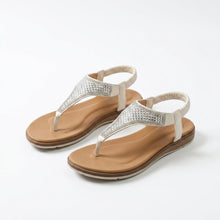 Stella – Funkelnde Sommer-Sandalen für besondere Momente in Beige