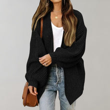 Matilda | Weiche Damen Strickjacke für Alltag in Schwarz