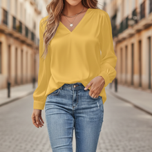 Yvonne – Damen-Satinbluse mit V-Ausschnitt in Gelb
