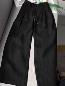 Lena | Zeitlose Weitbeinige Sommerhose in Schwarz
